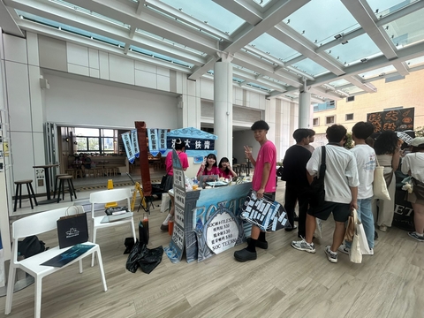 Image of New Student Enrolment Days 2024/25 - Student Organisation Booths (9,12-13 August)